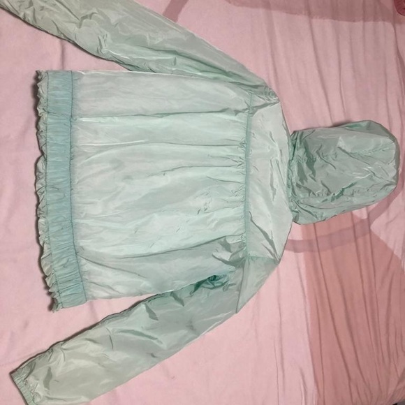 moncler trench coat. - Picture 3 of 5